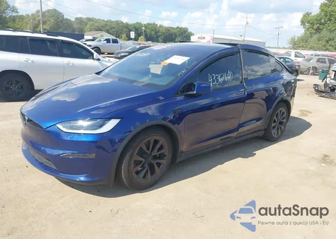2024 Tesla Model X Long Range z USA, uszkodzony, nr VIN 7SAXCBE58RF455539